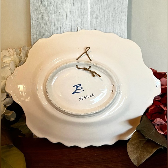Vintage Handcrafted/Handpainted Spanish/Mediterranean Sevilla Decorative Plate - Picture 5 of 7